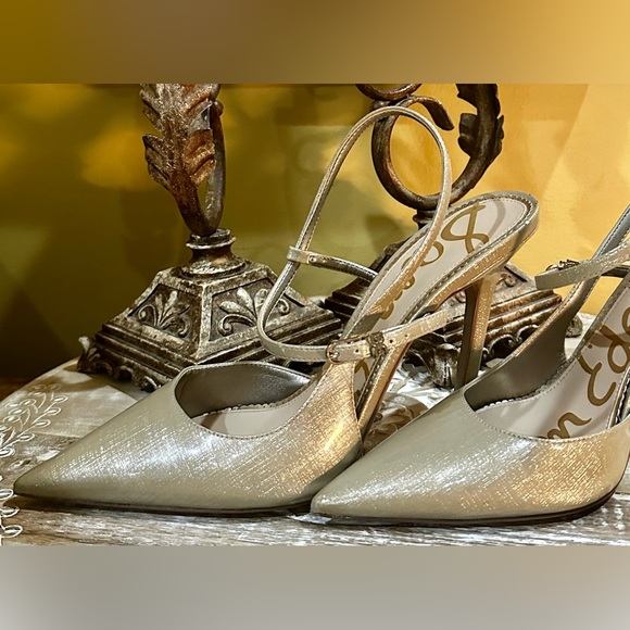 EUC Sam Edelman “Ayla” Champagne Patent Leather Pumps In Champagne Color Size 10 - Picture 9 of 16